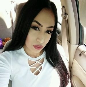 Meet your Posher, Janeth